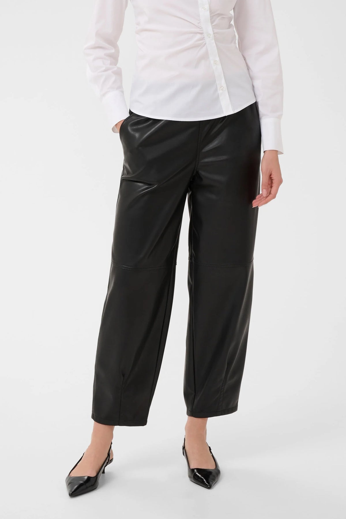 Kaffee Pleather Barrel Pants