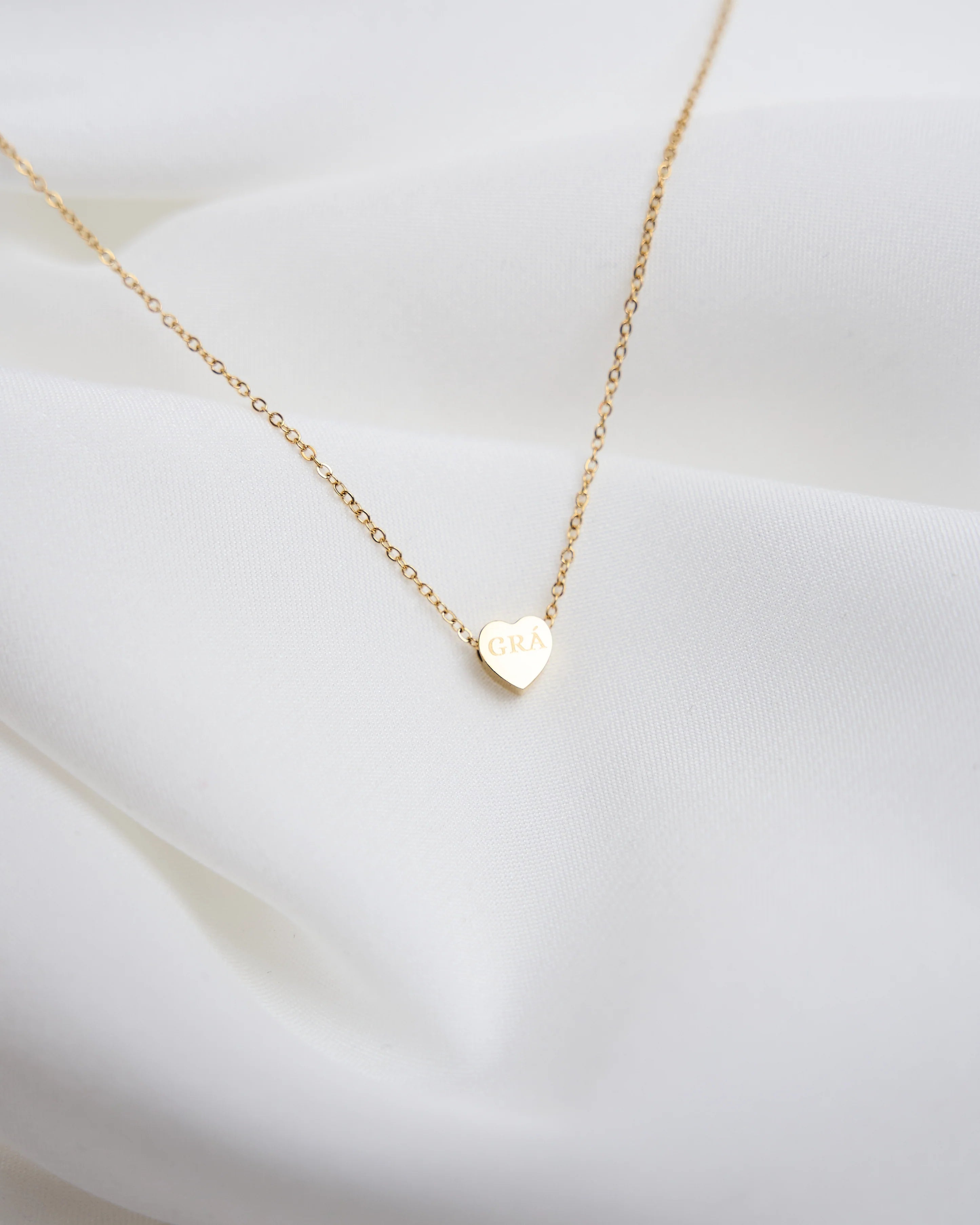 Fíor Jewellery Heart Grá Pendant Necklace