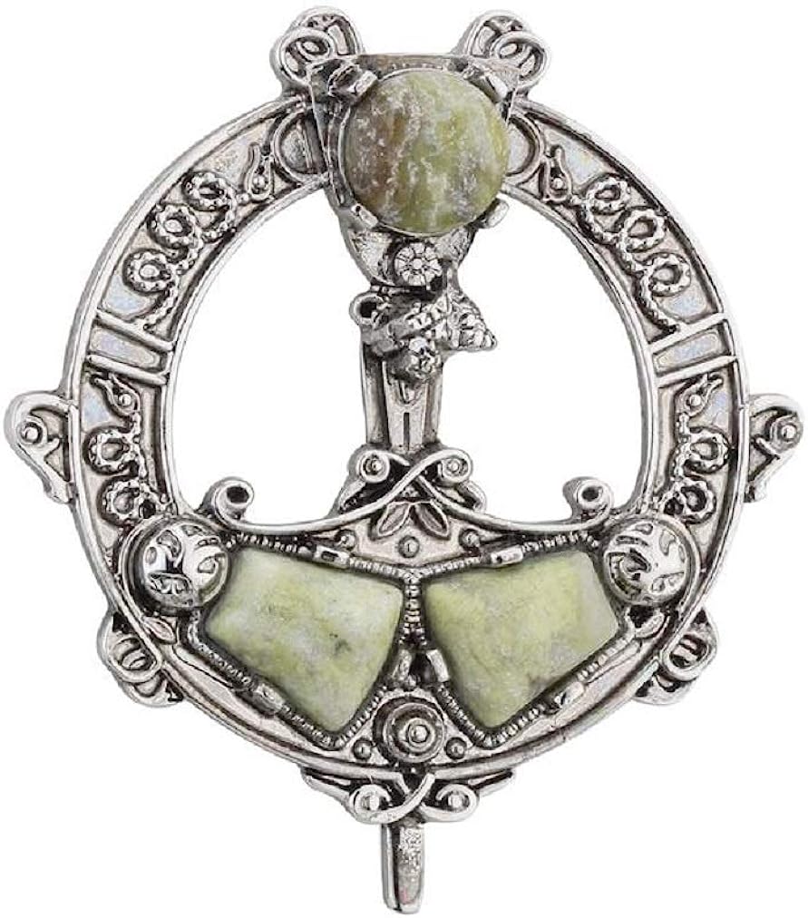 Solvar | Celtic Tara Brooch