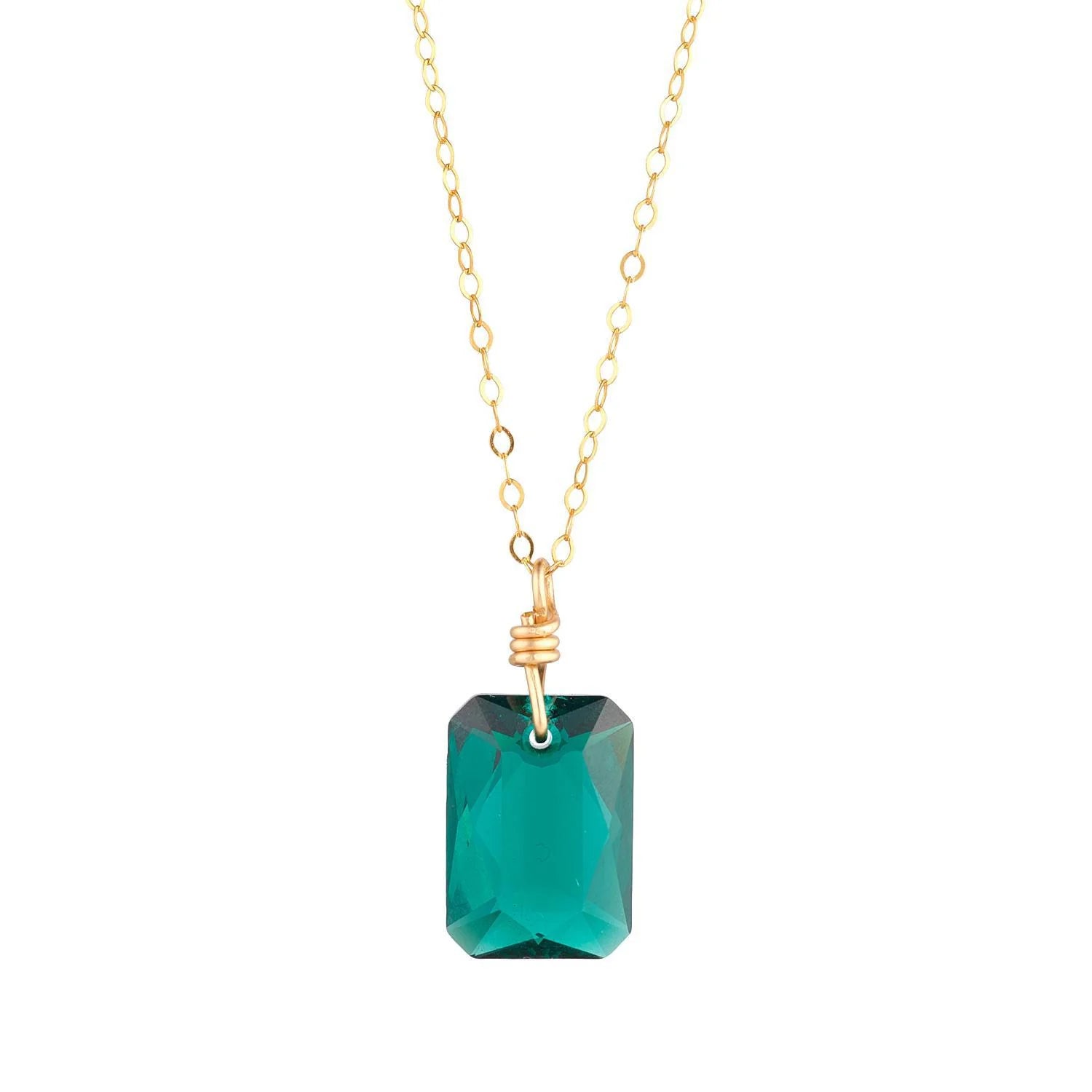 MoMuse Emerald Crystal Pendant