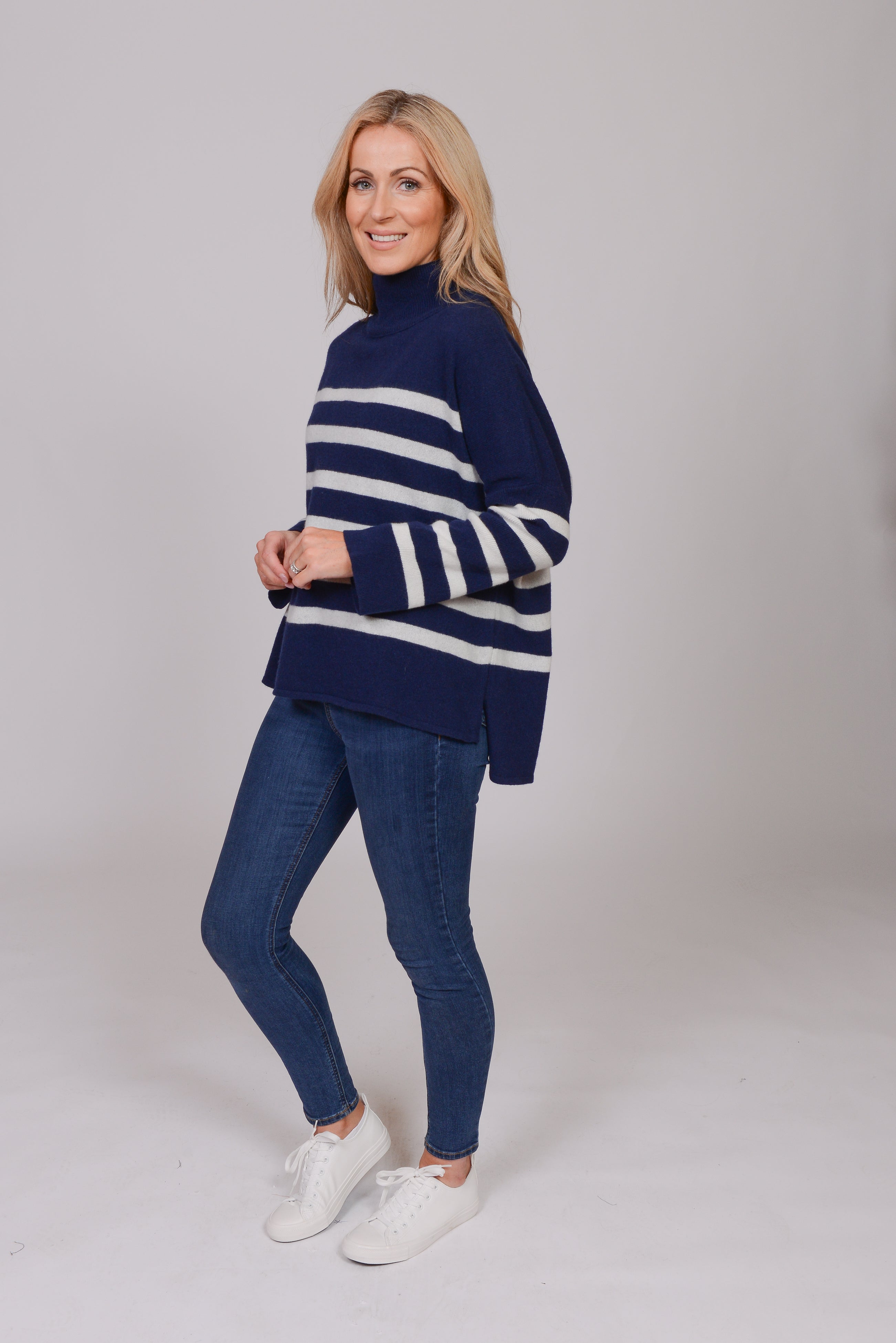 The Wool Co Cashmere Blend Knit, Blue / White