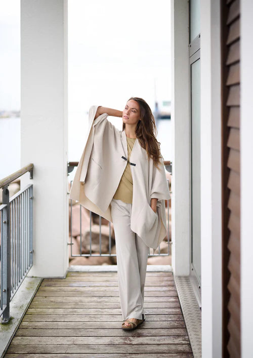 Henriette Steffensen Cape