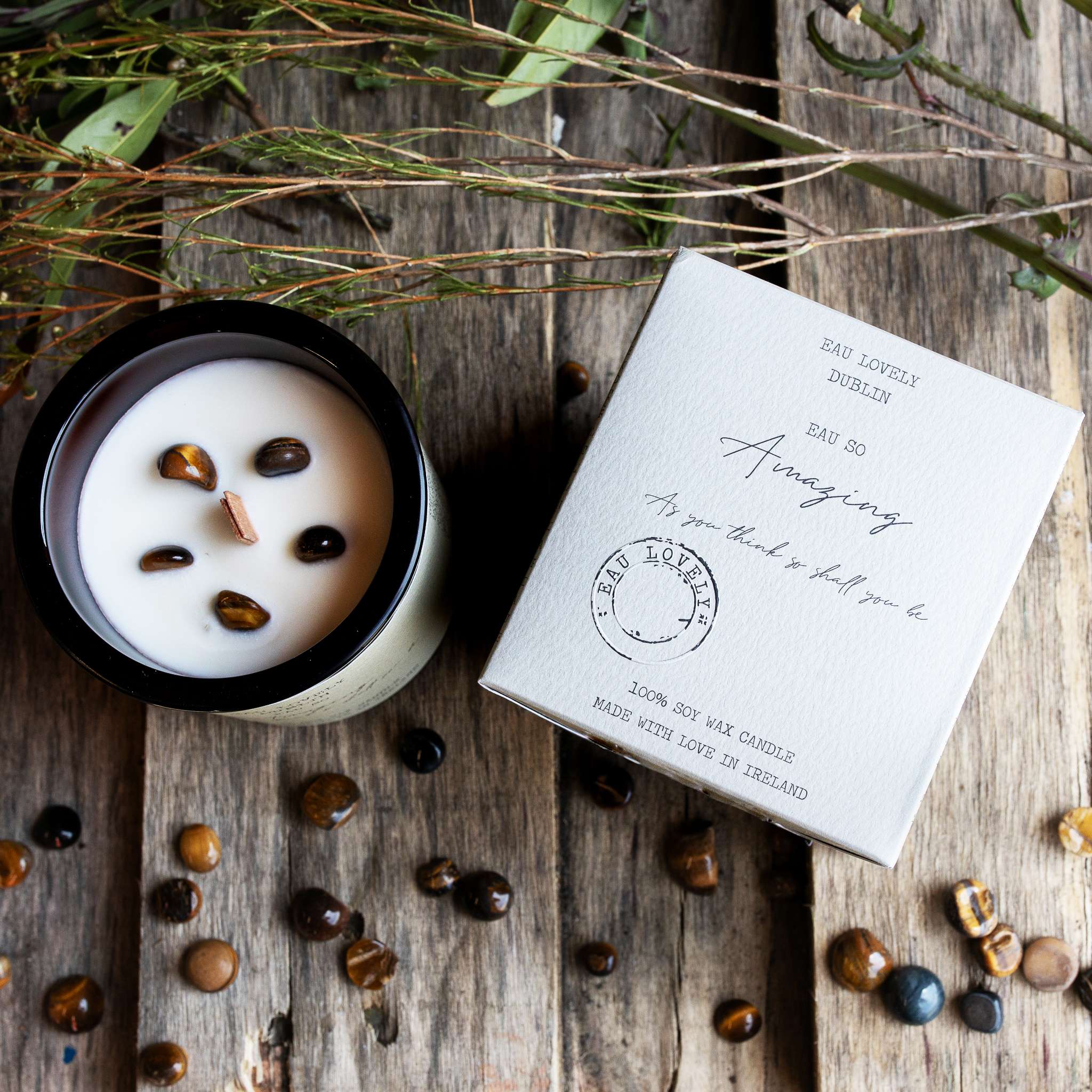 Eau Lovely Eau so Amazing Candle