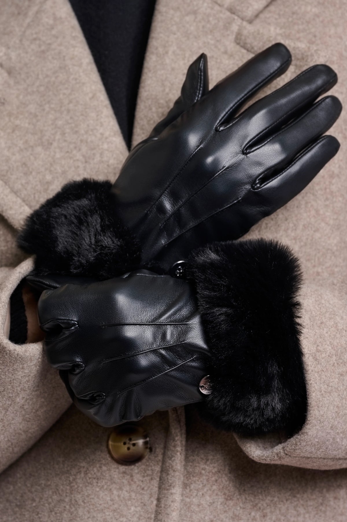 Rino & Pelle Arca Gloves with Fur