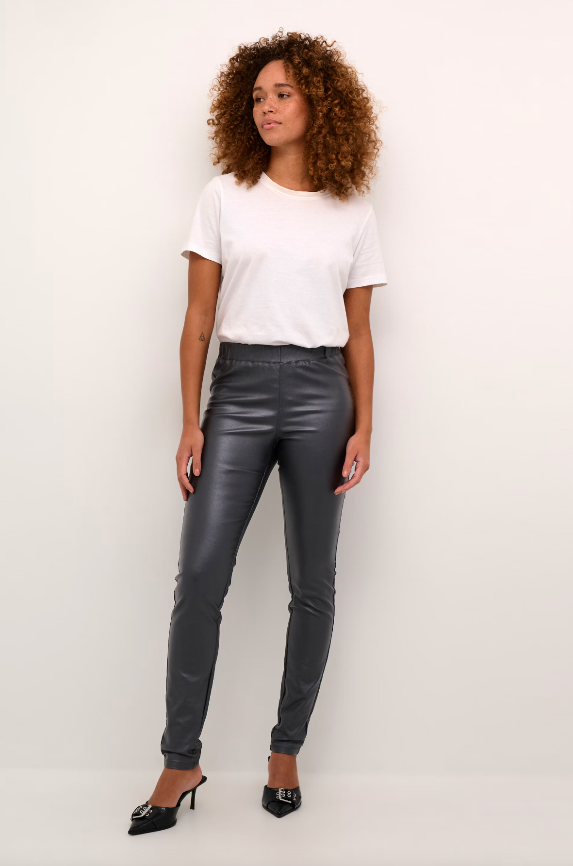 Kaffe Ada Coated Jeggings , Black Oyster