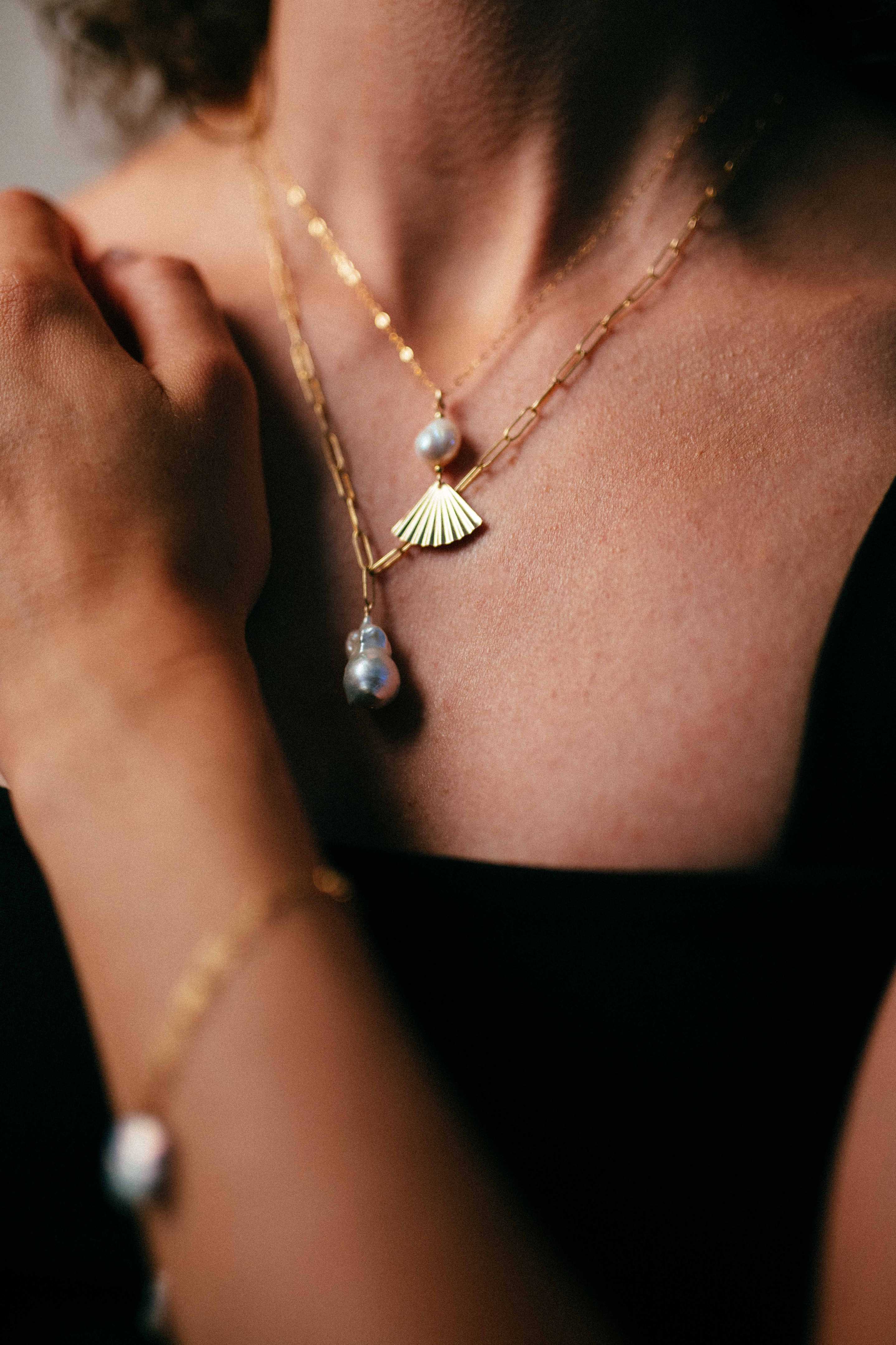 MoMuse Gold Filled Fan & Pearl Pendant