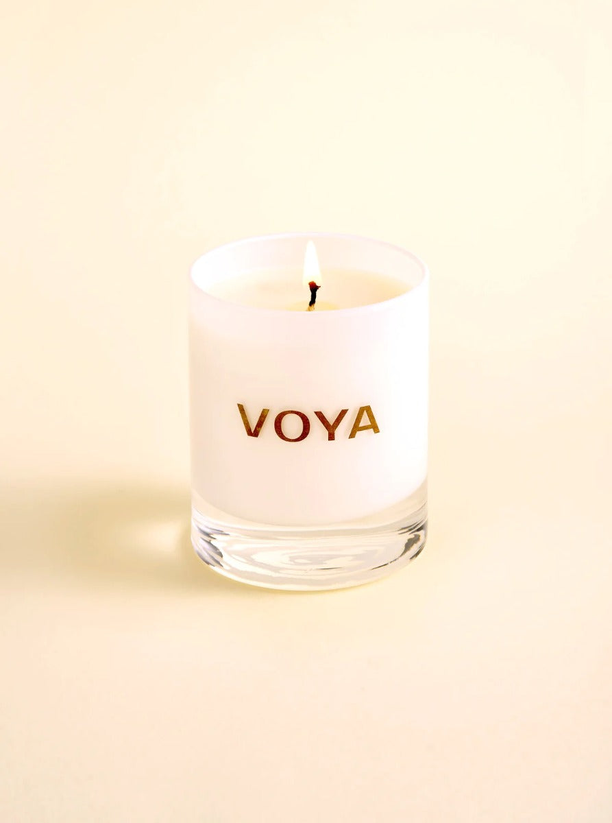 VOYA Luxury Scented Candle - Cedarwood & Bergamot