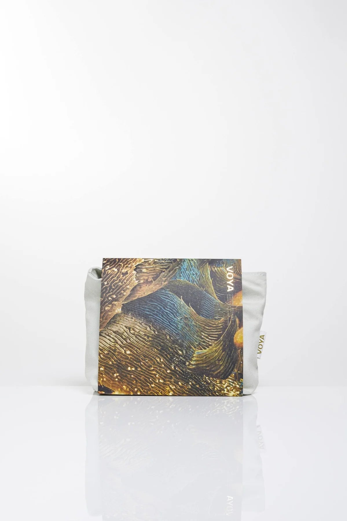 VOYA Organic Voyager Body & Hair Travel Set