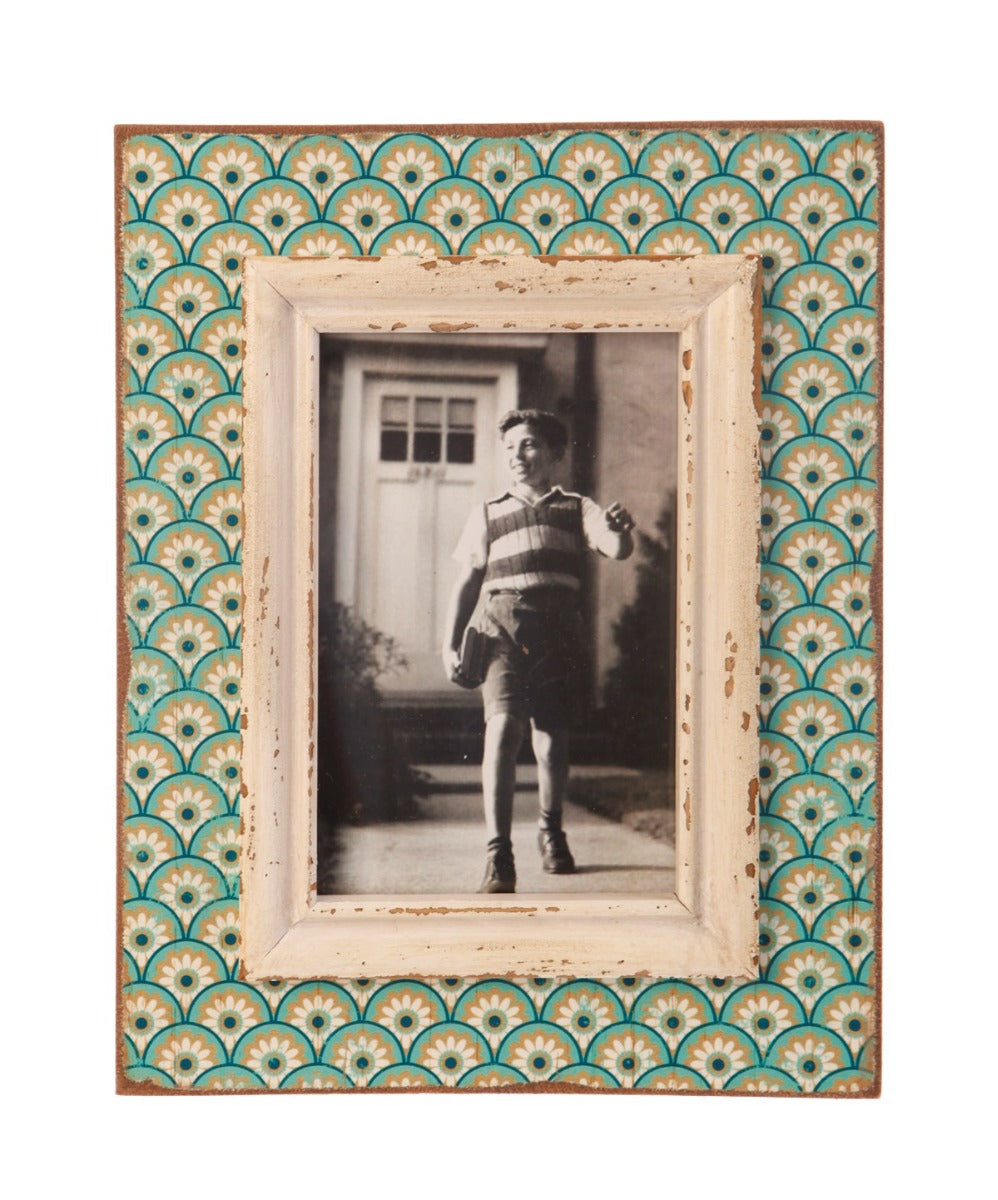 Sass And Belle | Boudoir Stamp Frame