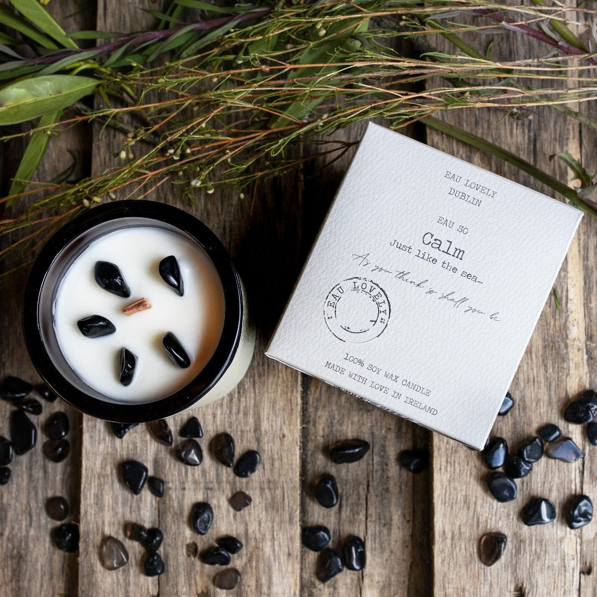 Eau Lovely | Eau So Calm Candle with Black Hematite