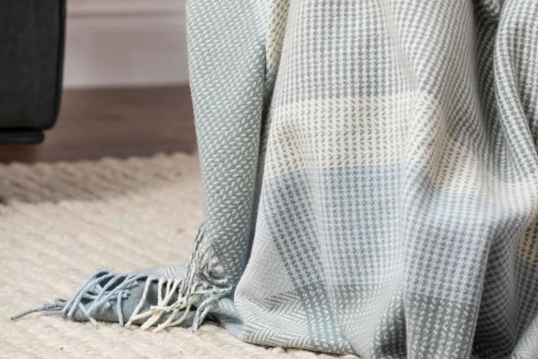 Foxford Tara Cashmere and Lambswool Throw