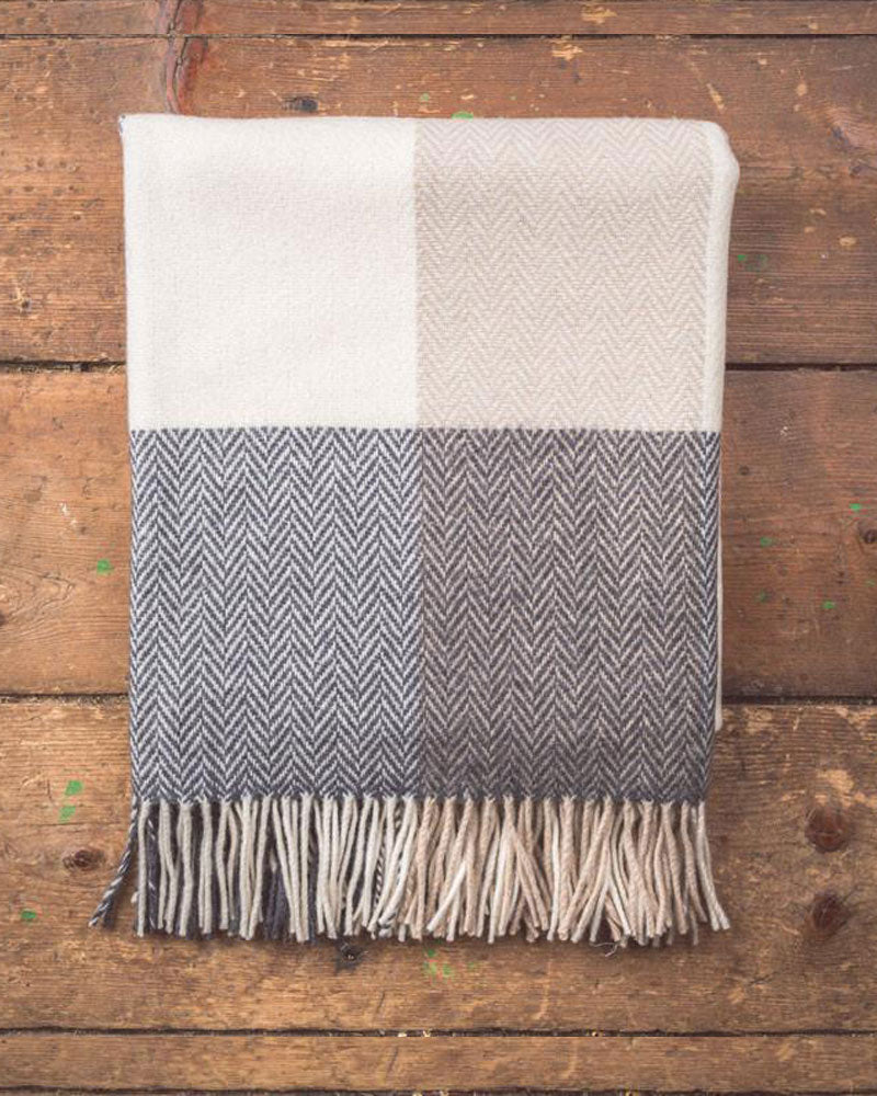 Foxford Woollen Mills | Grey, Bone & White Checked Throw