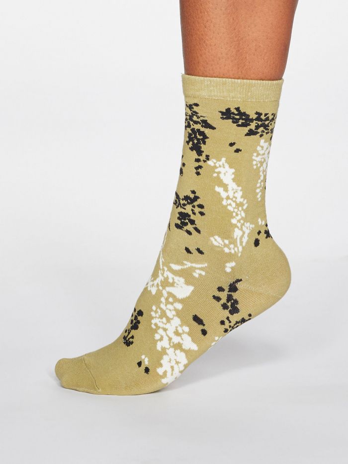 Thought | Women's Orpha Floral Socks - Pear Green