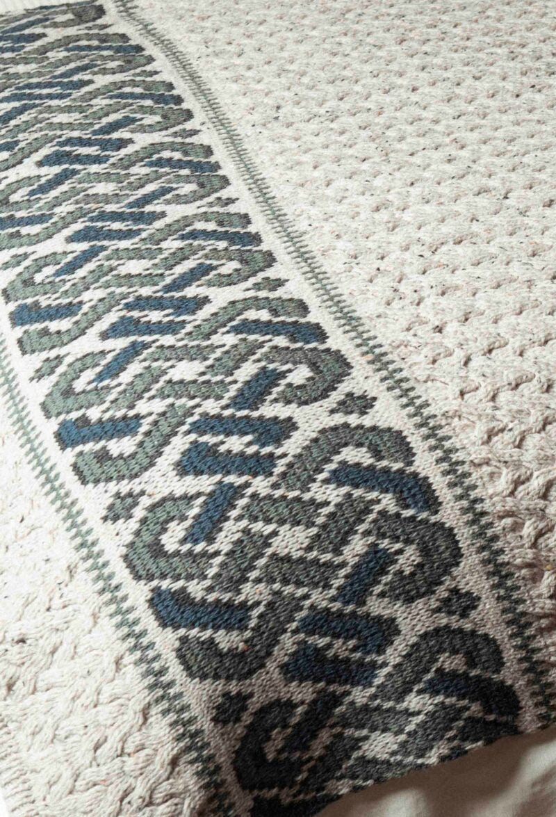 Celtic Jacquard Throw , Oatmeal