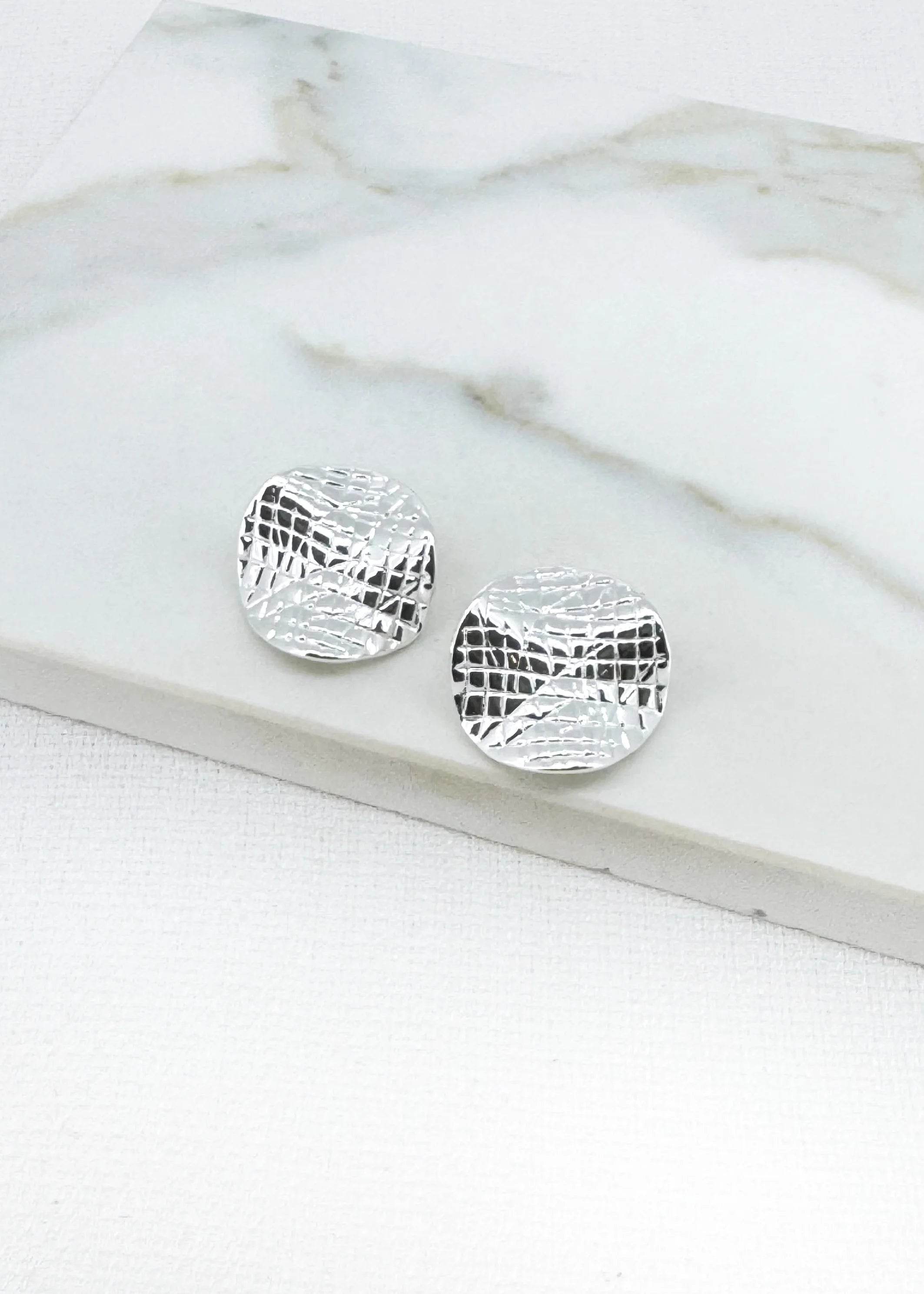 Envy Wavy Textured Earrings