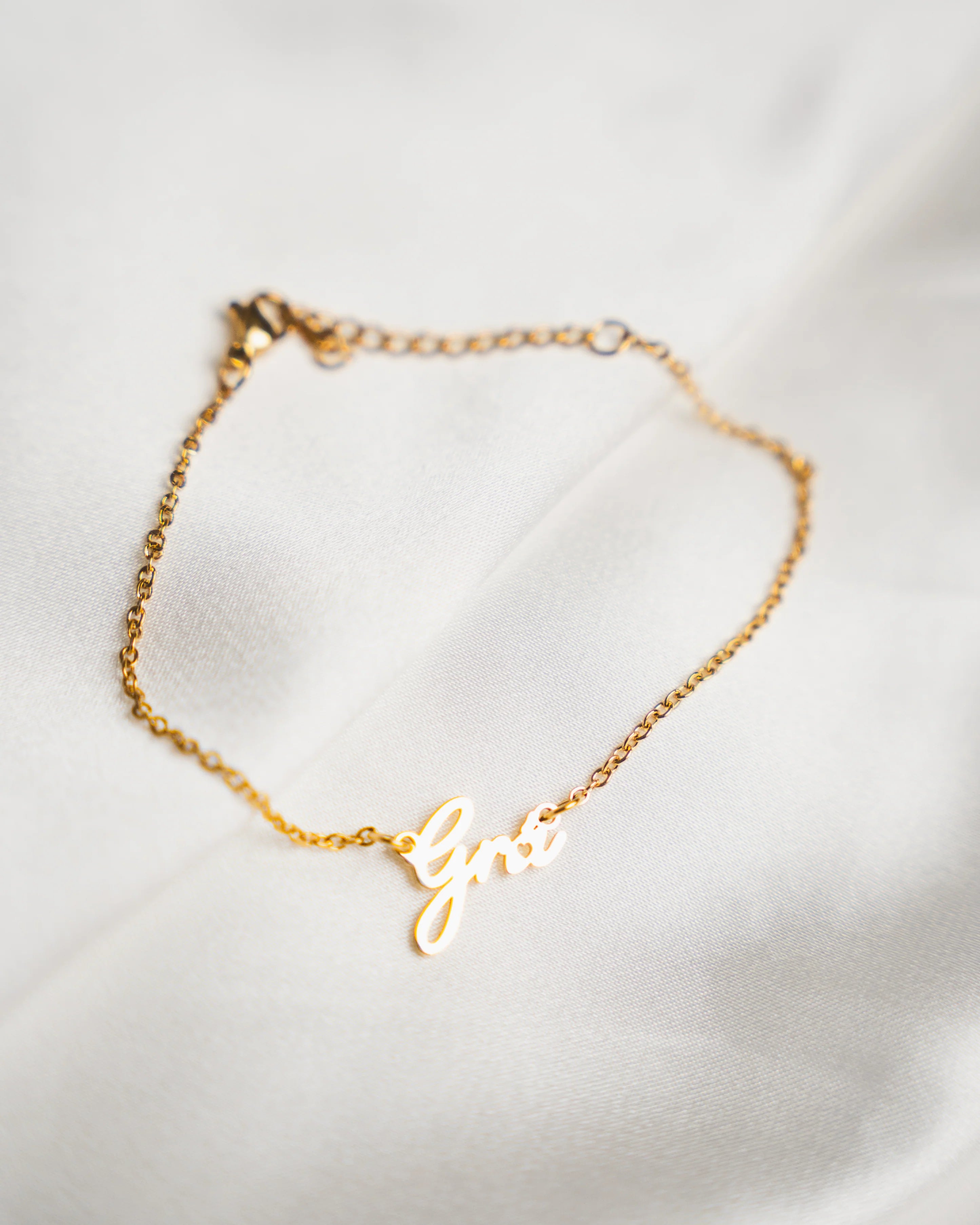 Fíor Jewellery Grá Bracelet