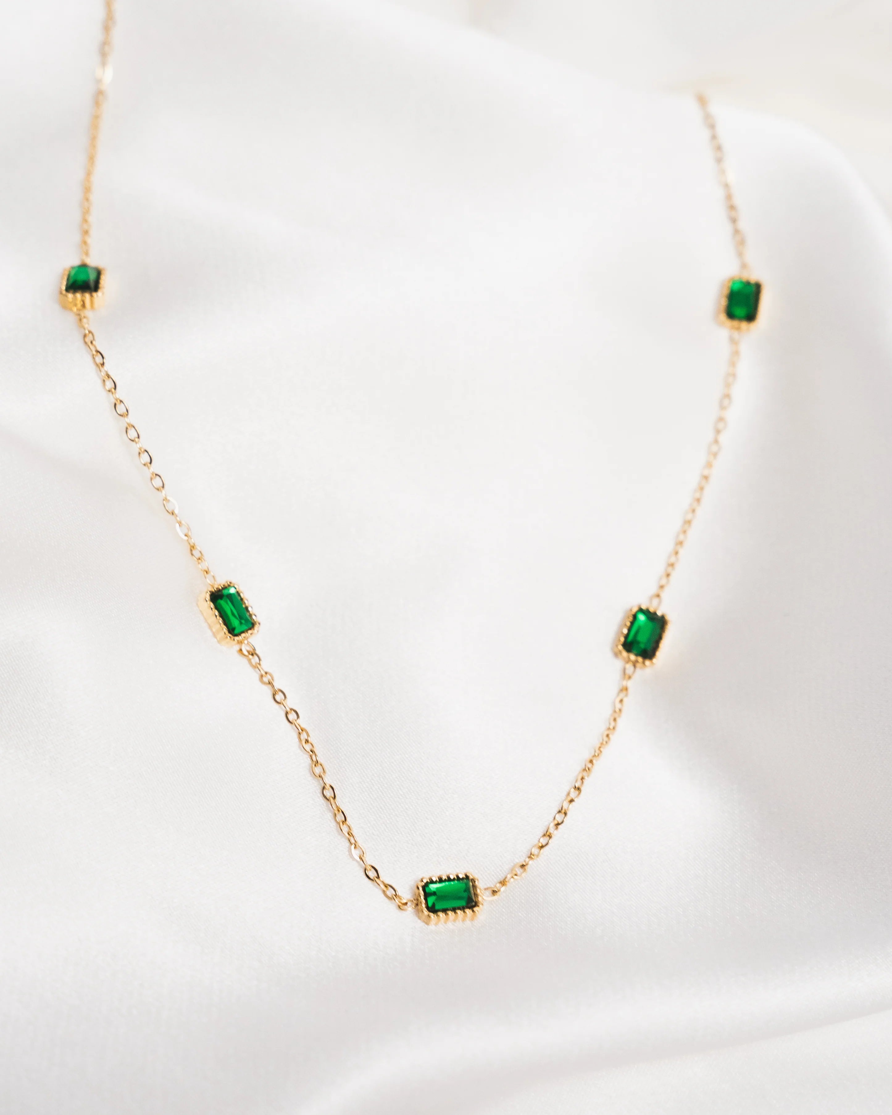 Fíor Jewellery Irish Emerald Necklace