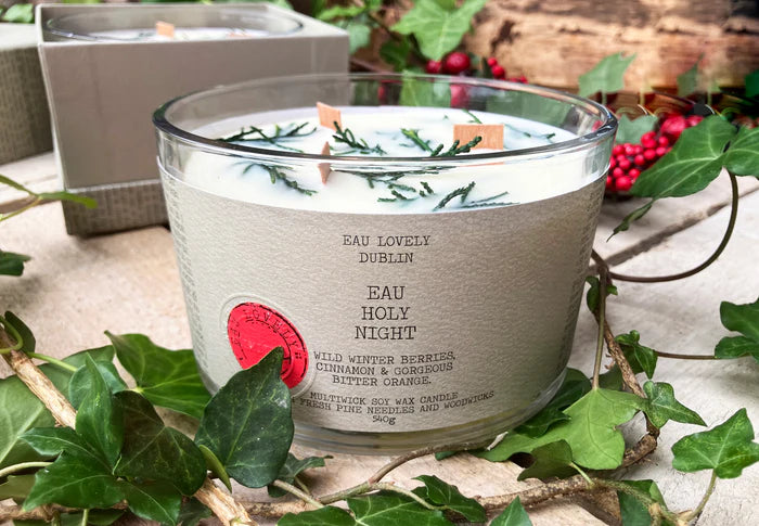 Eau Lovely Holy Night Large Candle