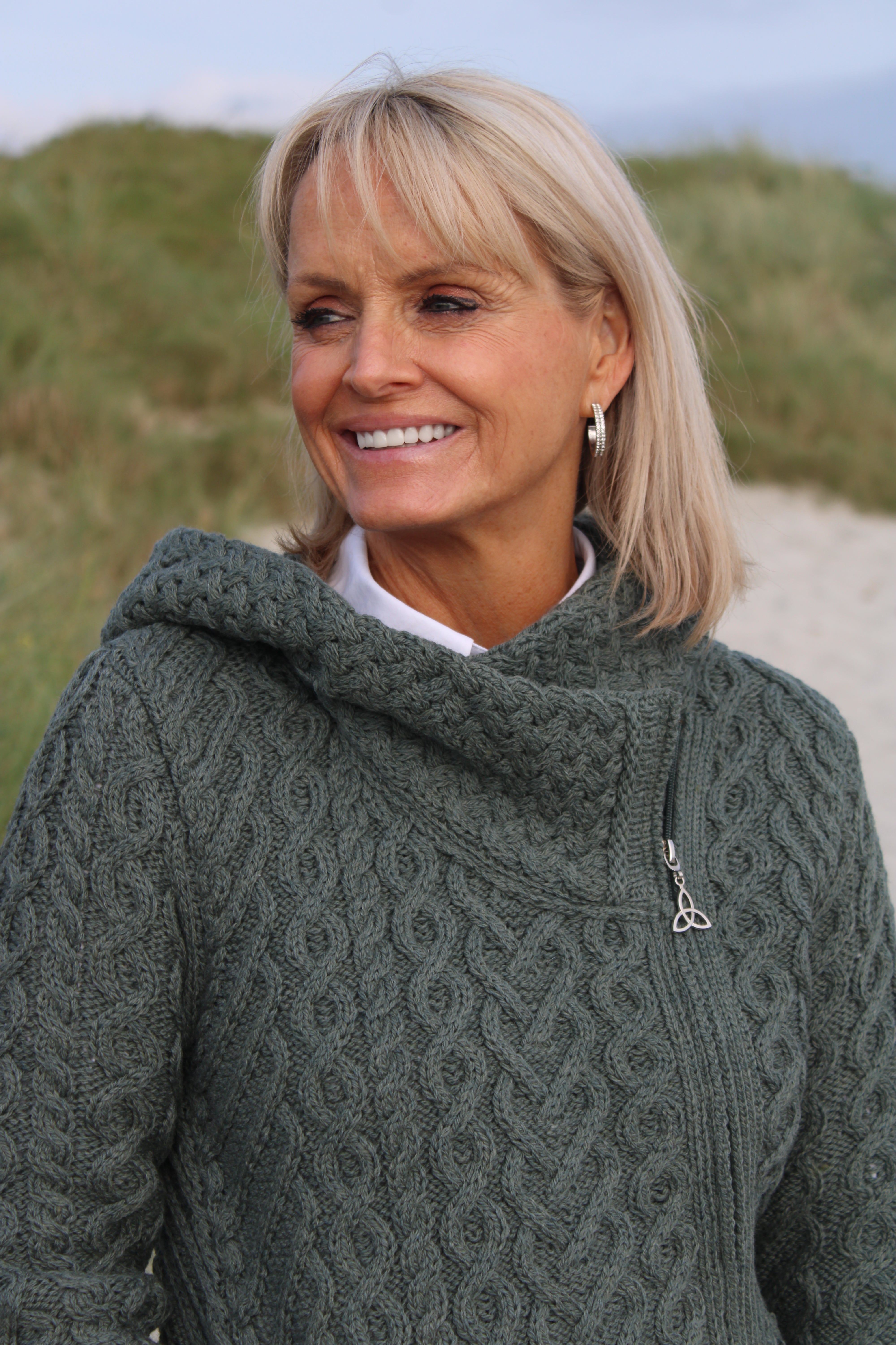 Hooded Aran Heart Cardigan , Thundra