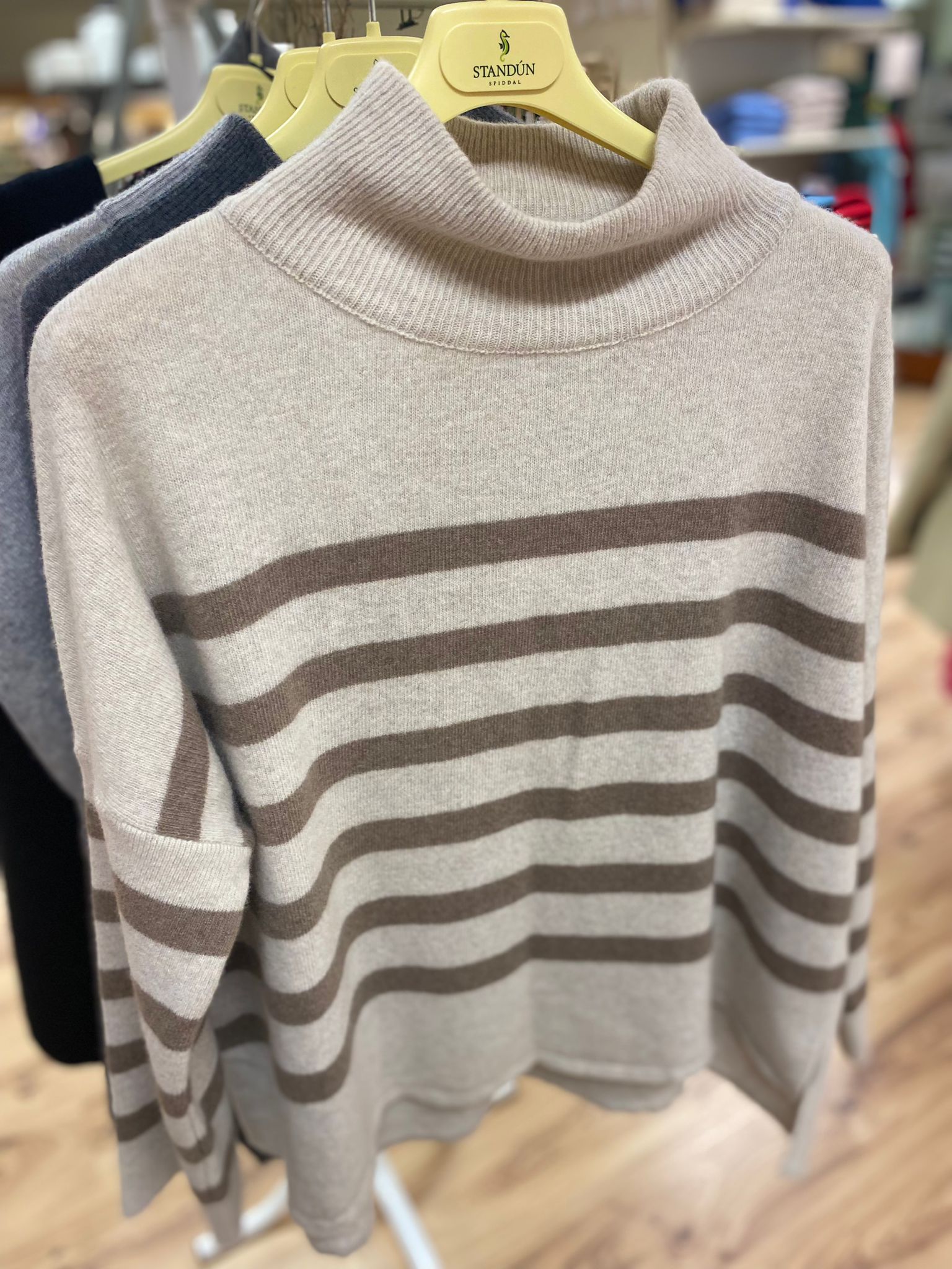 Sheep By The Sea Striped Knit , Beige / Brown