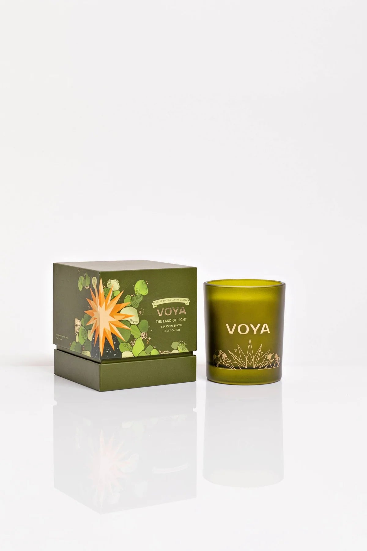 Voya The Land of Light - Seasonal Spiced Scented Candle