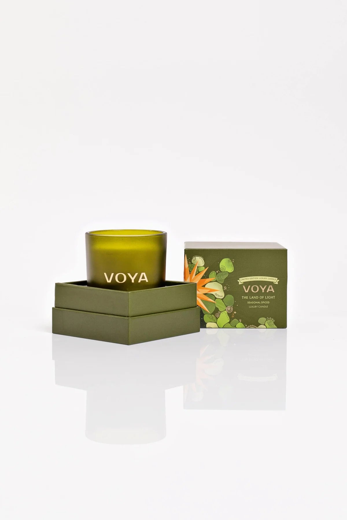 Voya The Land of Light - Seasonal Spiced Scented Candle