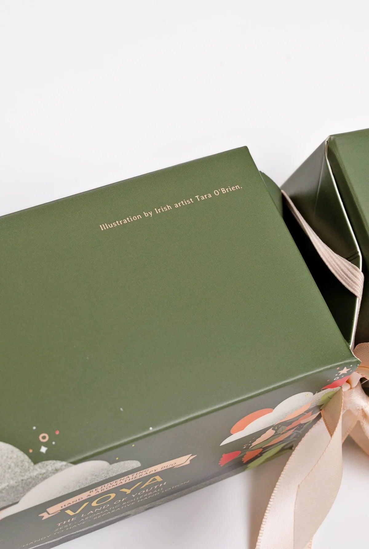 Voya The Land of Youth - Hand & Aromatherapy Duo