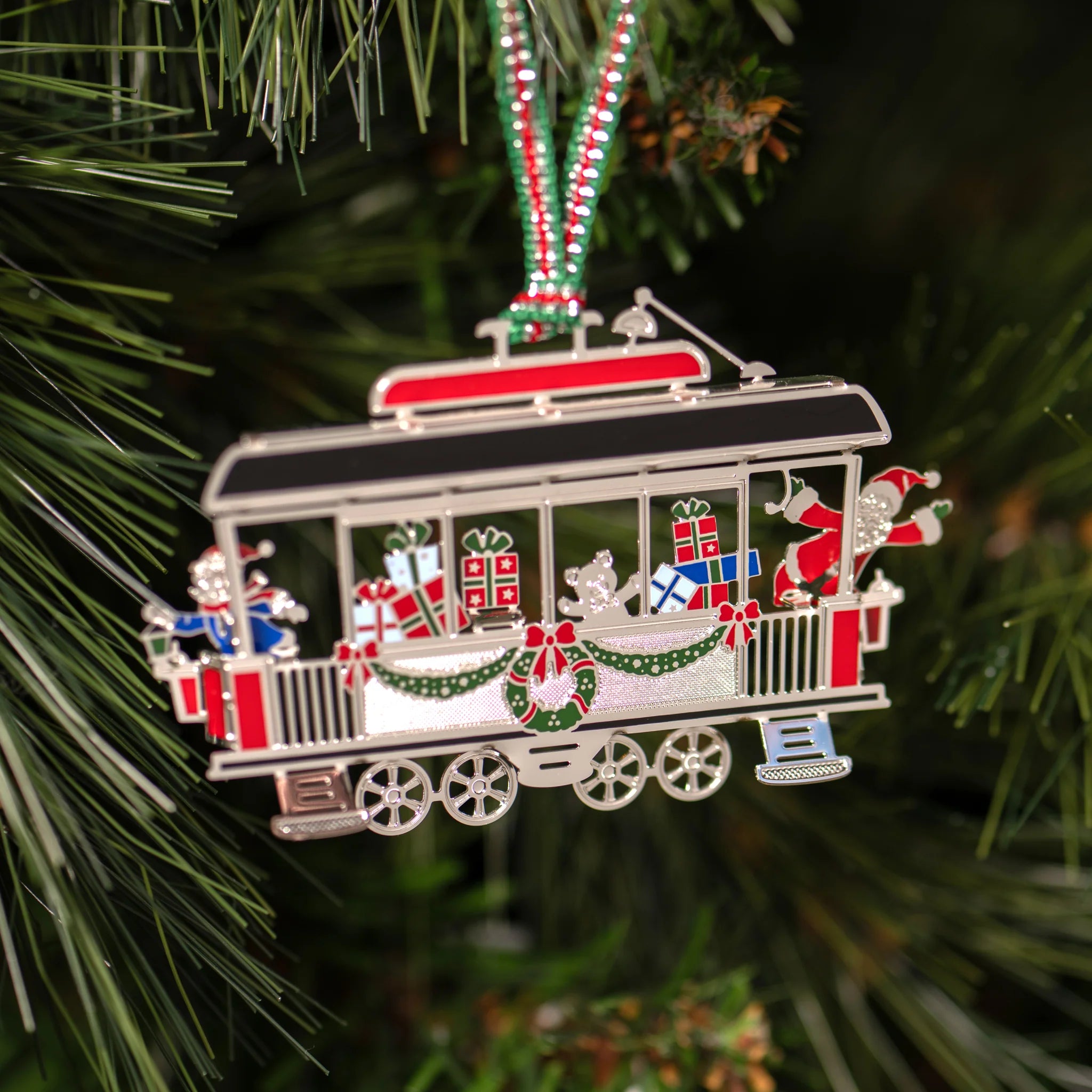 Newbridge Silverware | Tram Carriage Christmas Decoration
