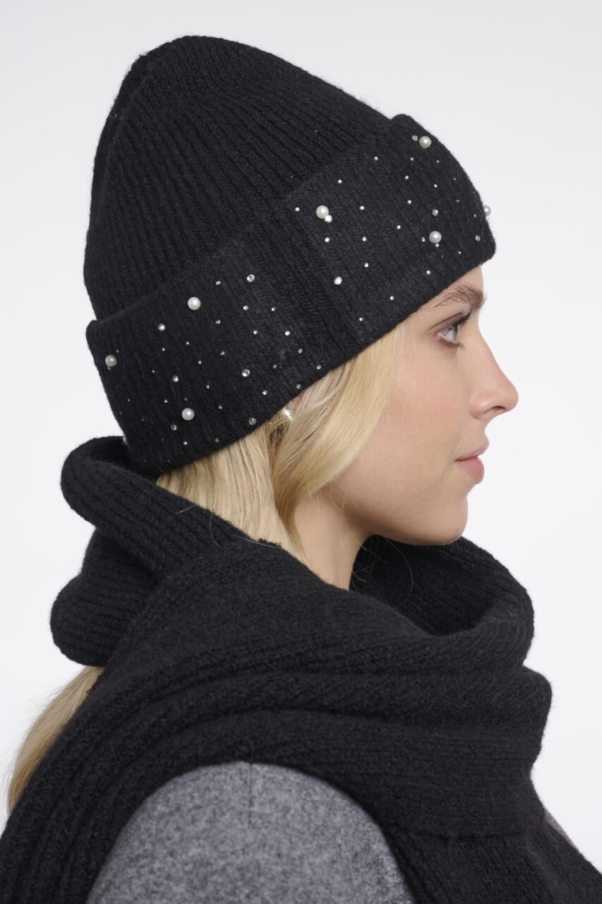 Rino & Pelle Venus Beanie with Pearls
