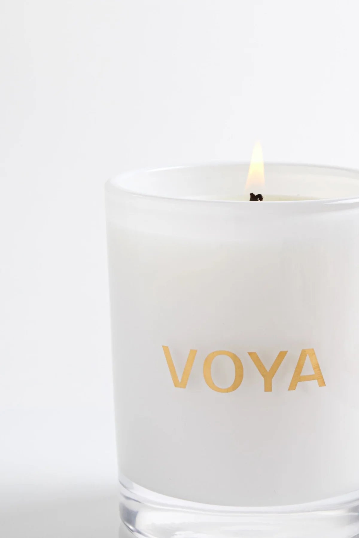 Voya Luxury Scented Candle - Eucalyptus, Rosemary & Lime