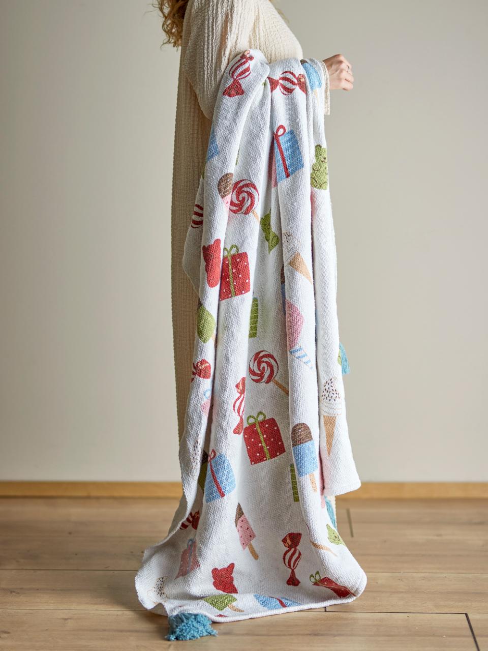 Bloomingville Sweets Throw