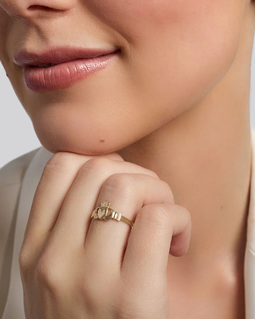 9ct Gold Claddagh Ring