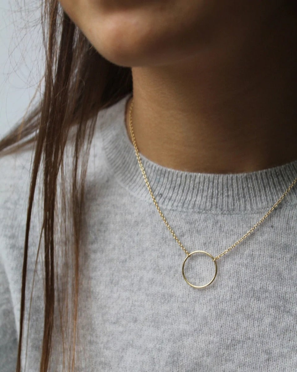 Mary K | Gold Circle Necklace