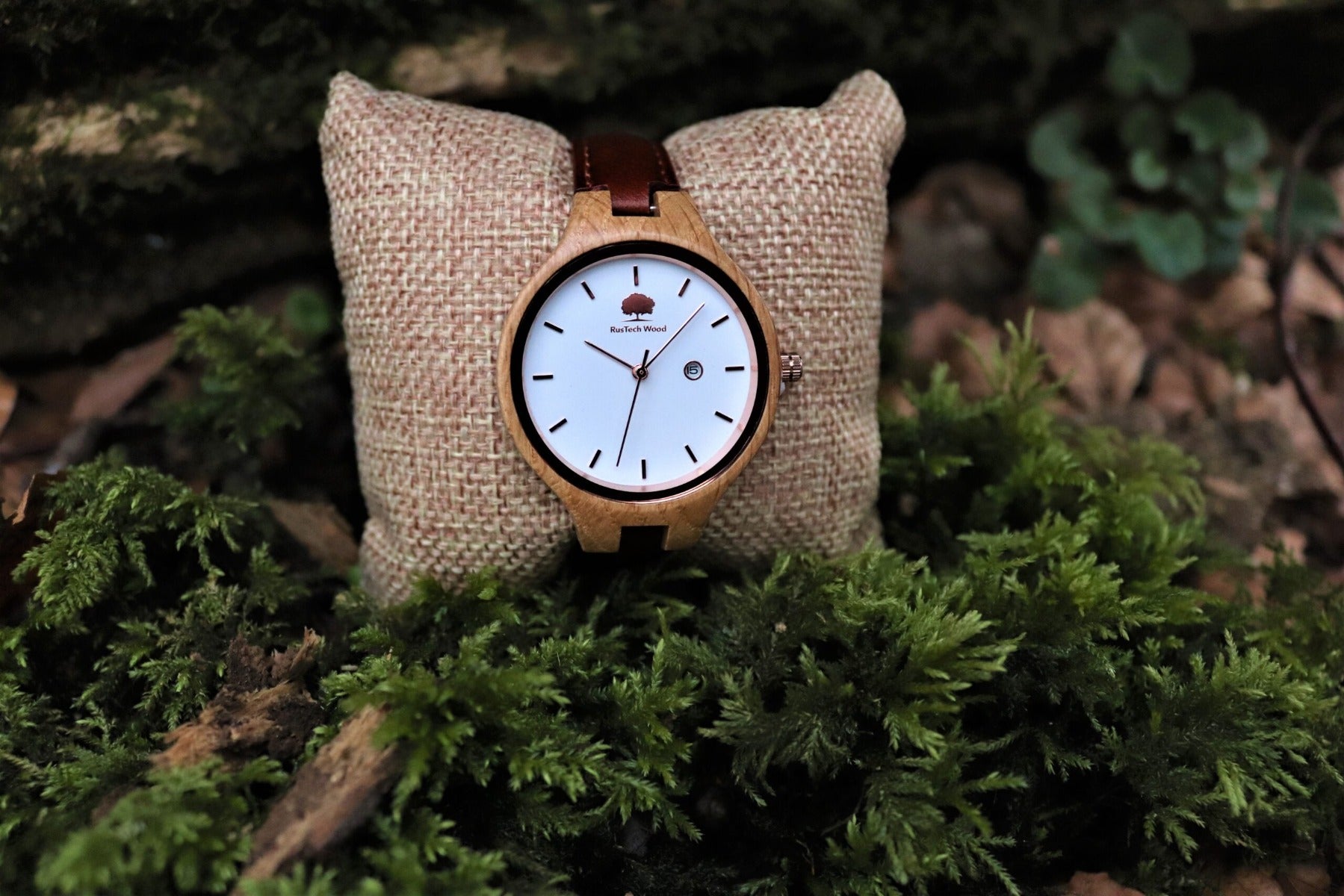 Rustech | Ladies Irish 100% Oak Handmade Wooden Watch