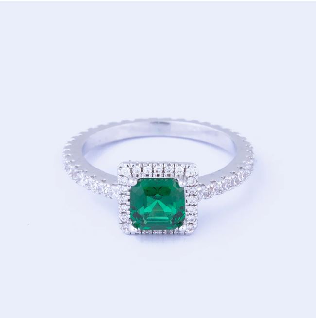 Knight & Day | Classic Emerald Ring